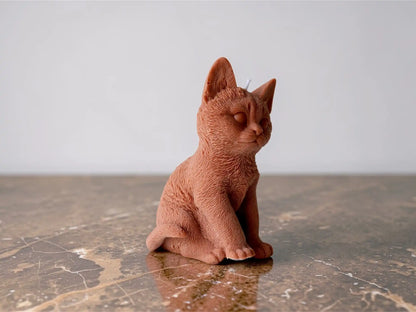 Cat Candle 7.5x5 inches
