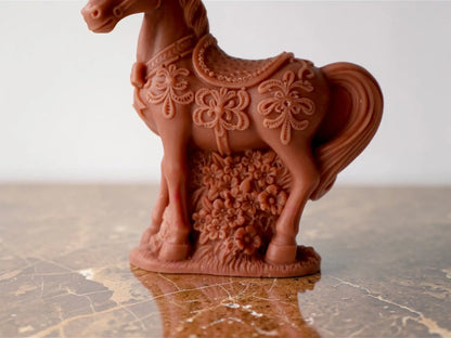 Horse Sculpture Candle 5x4 inches