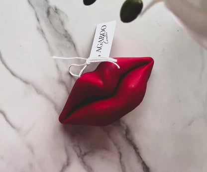 Face Lips Candle 2.25x5.25 inches