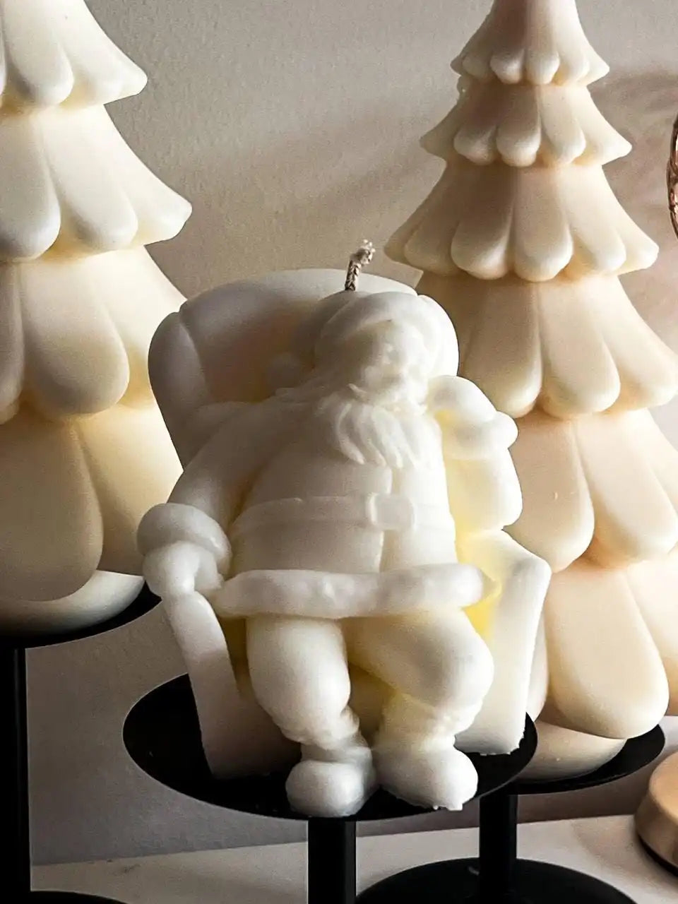 Sitting Santa Candle 4x2.5 inches