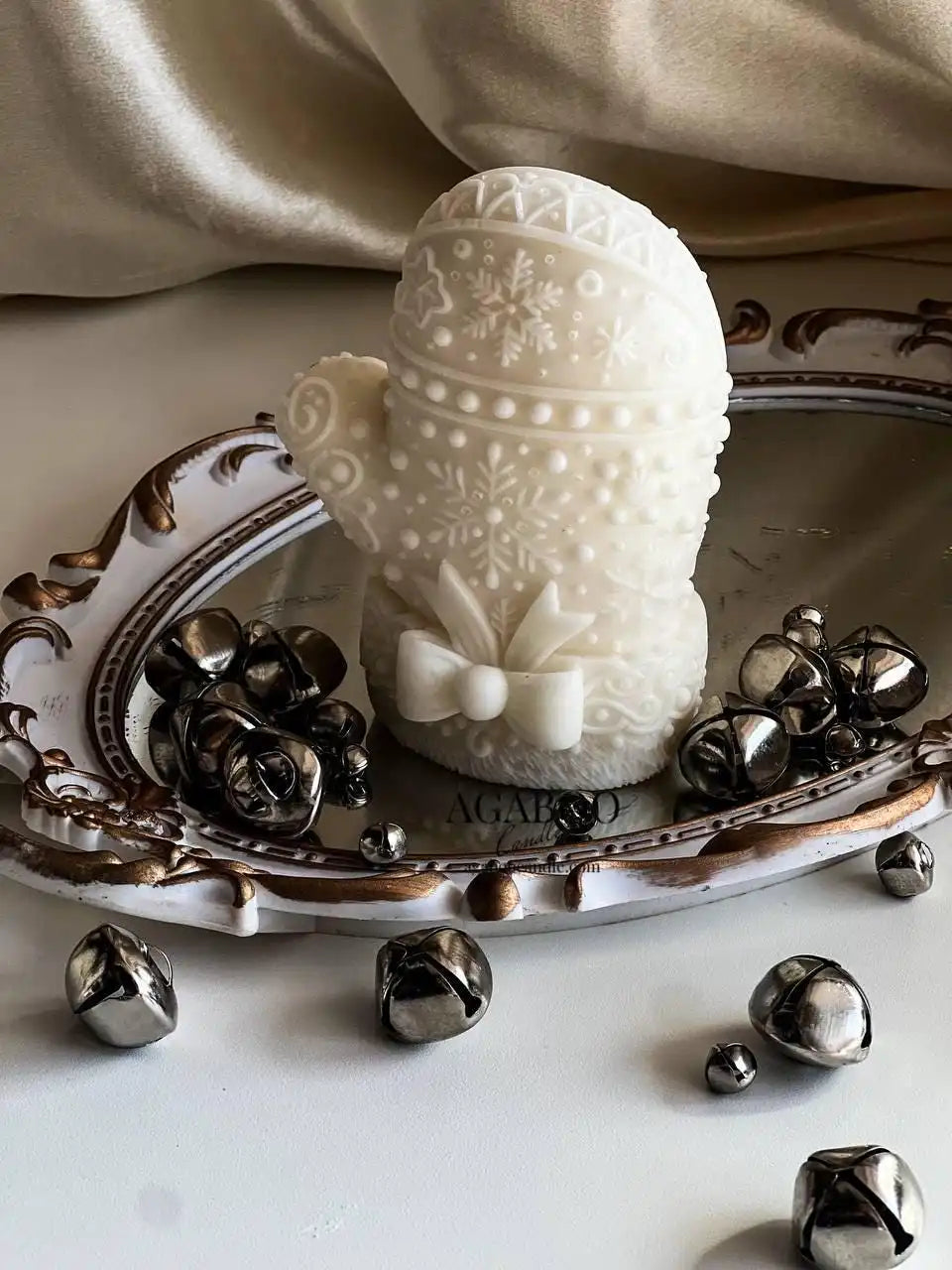 Glove Candle 5x4 inches