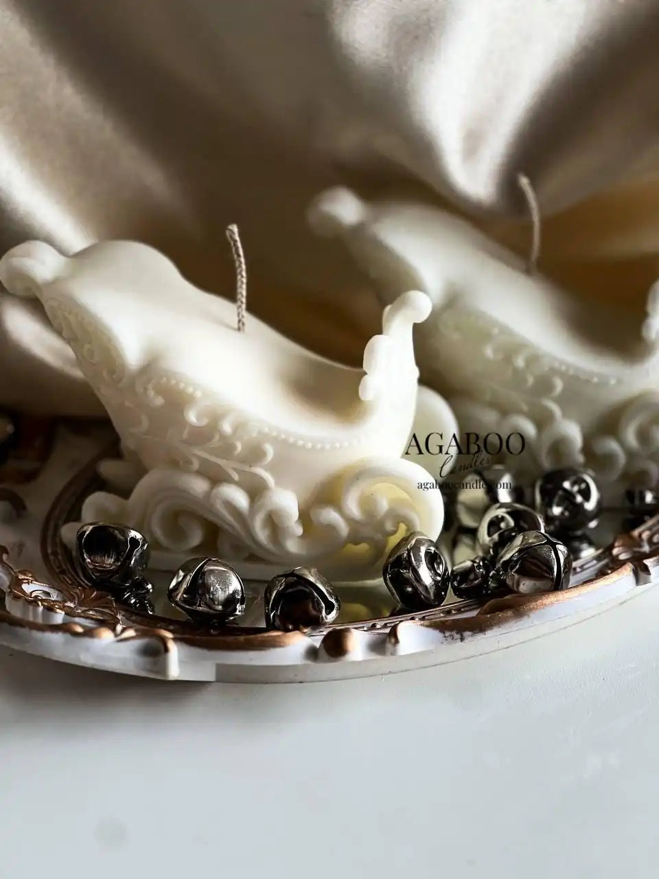 Large Christmas Sleigh Candle 4x5 inches
