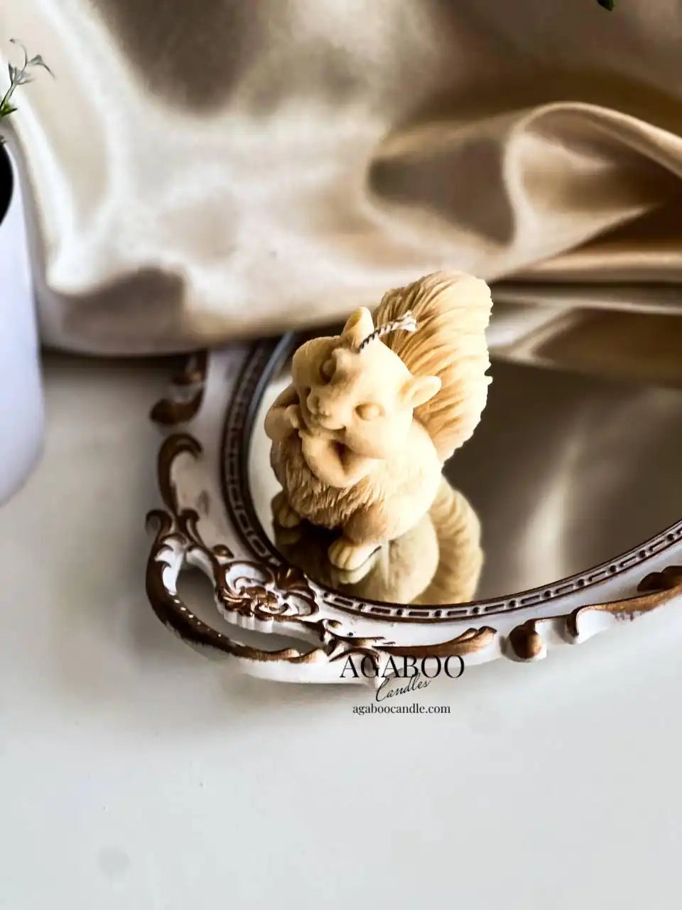 Squirrel Candle 3.5x3.5 inches