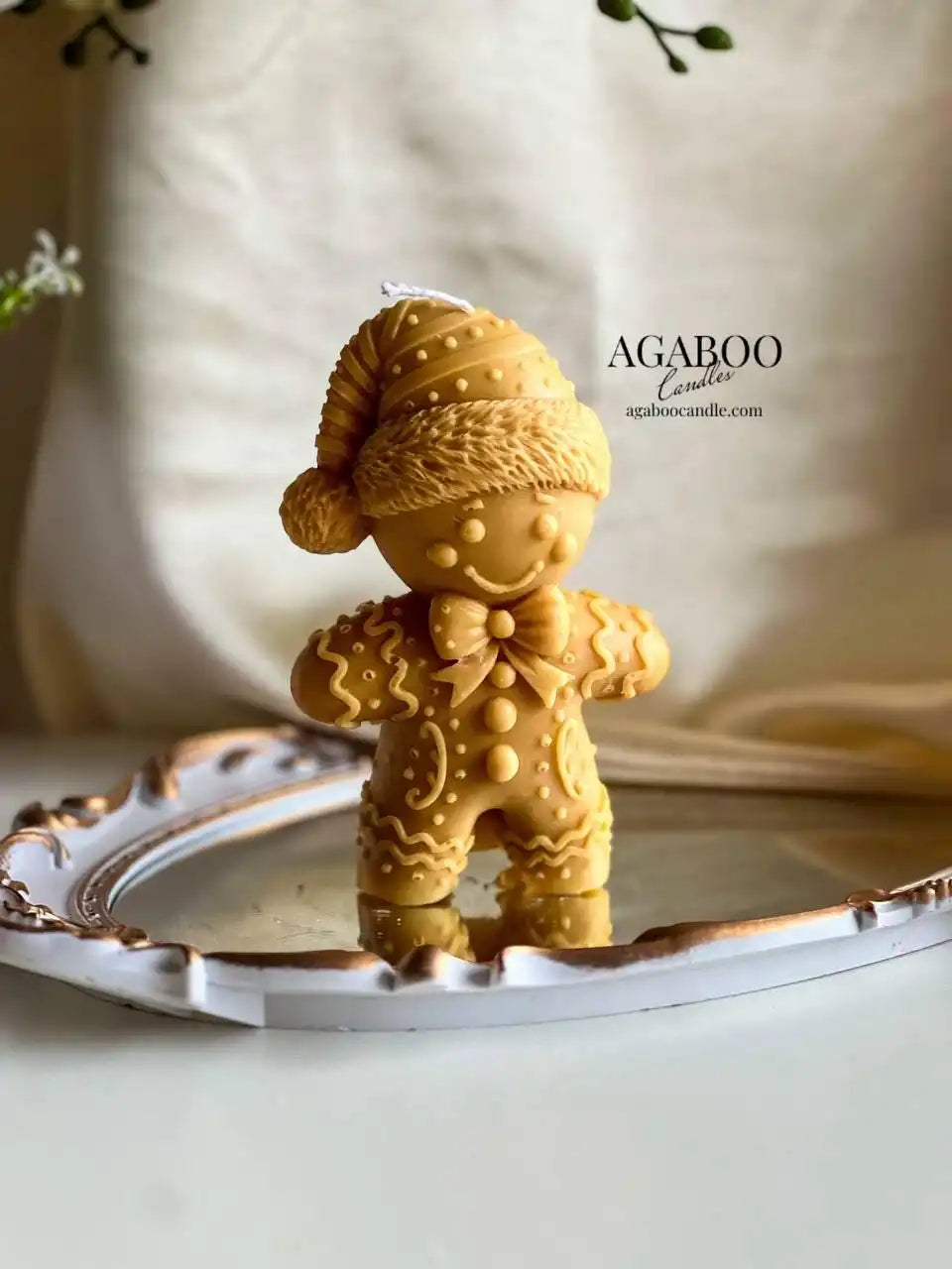 Gingerbread Man Candle 6x3.5 inches