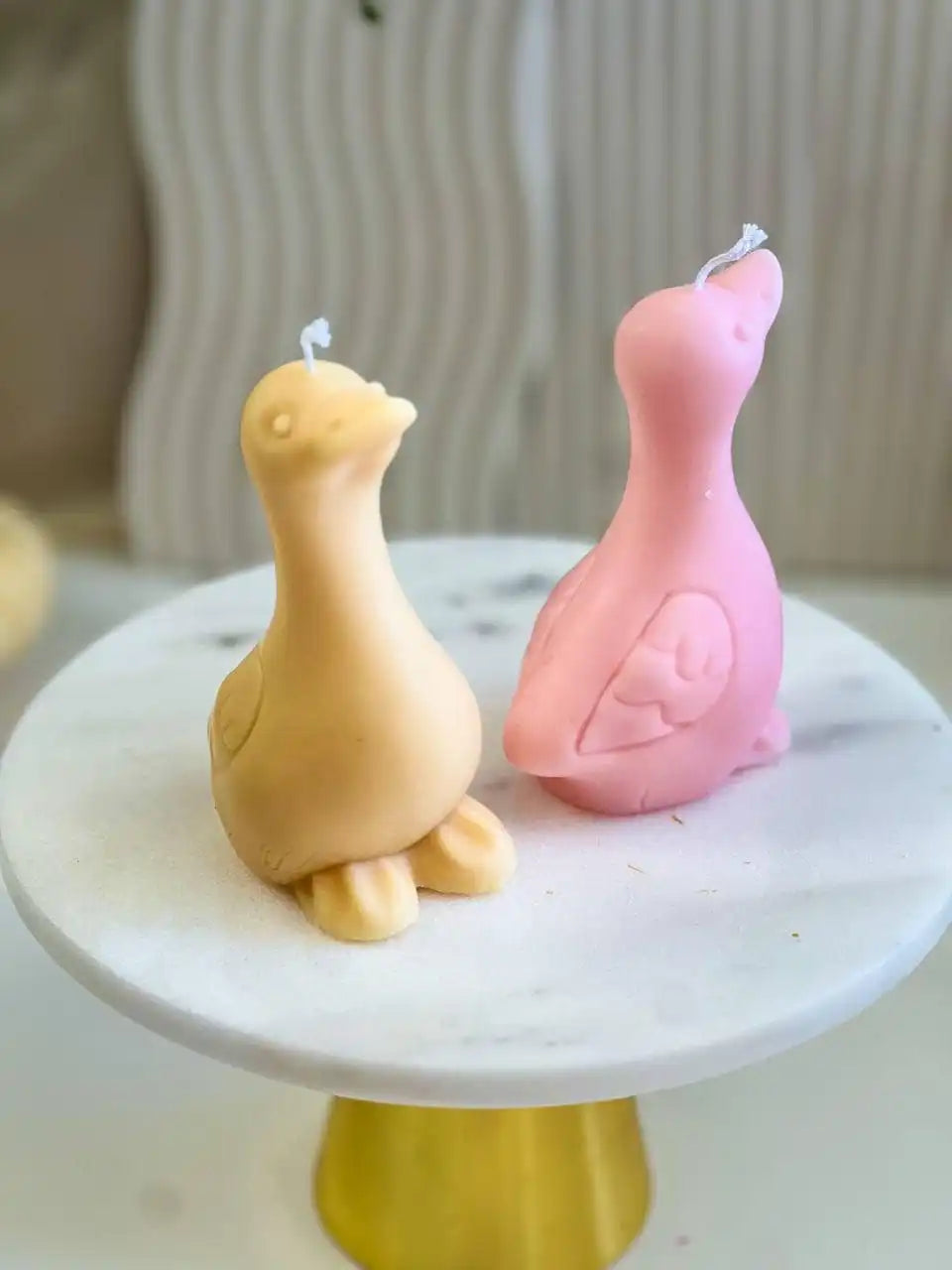 Goose Candle 4.5x2.75 inches