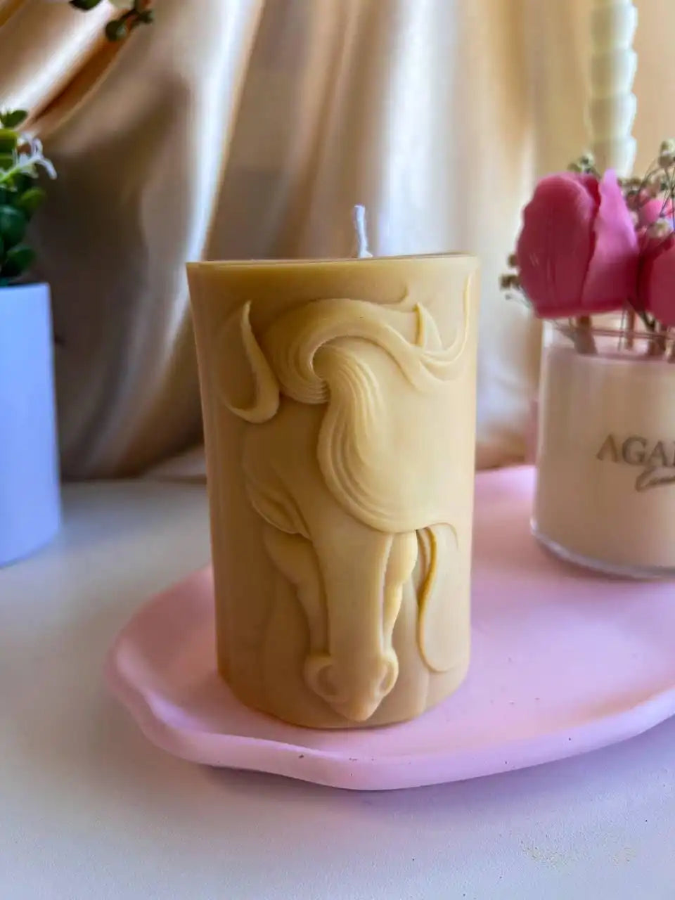 Half Horse Candle 4.5x3 inches