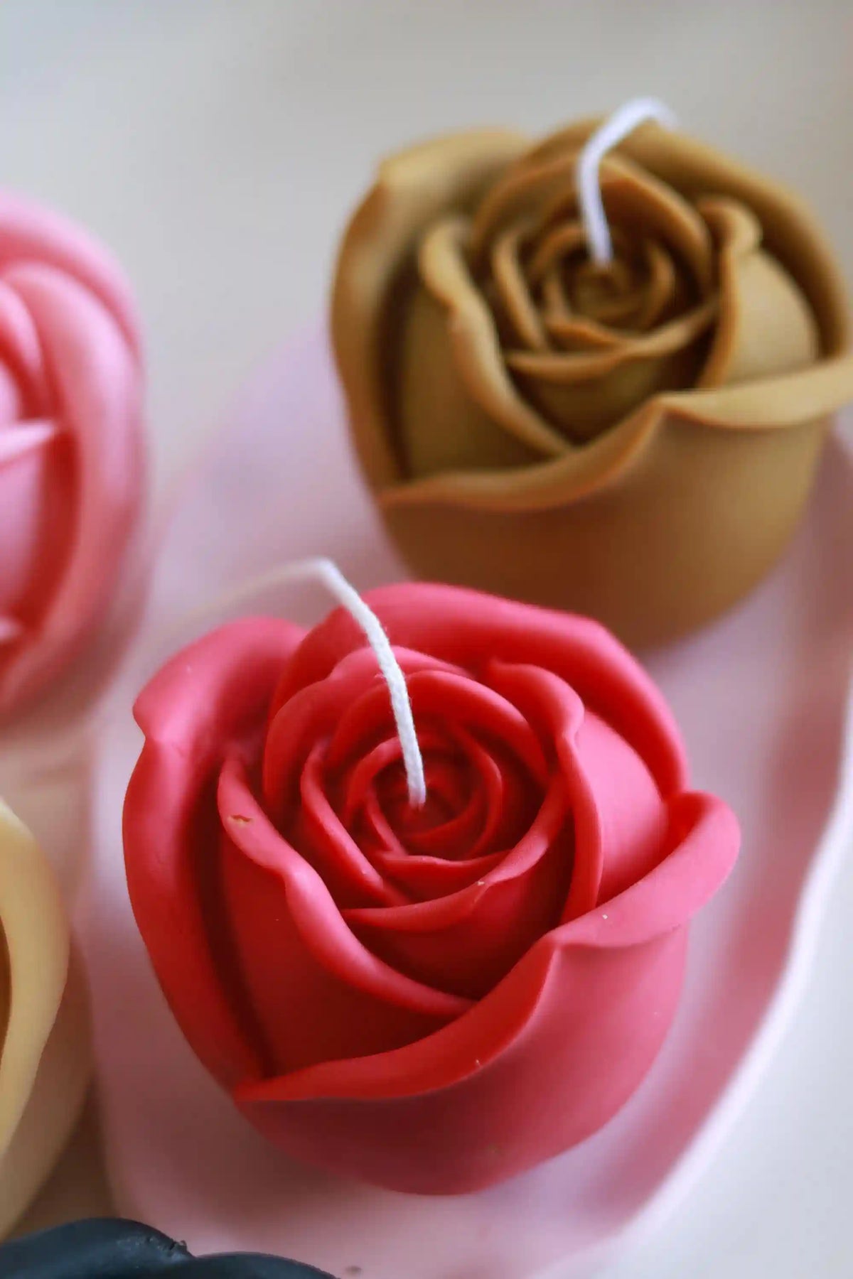 Medium Rose Shaped Candle 4x4 inches