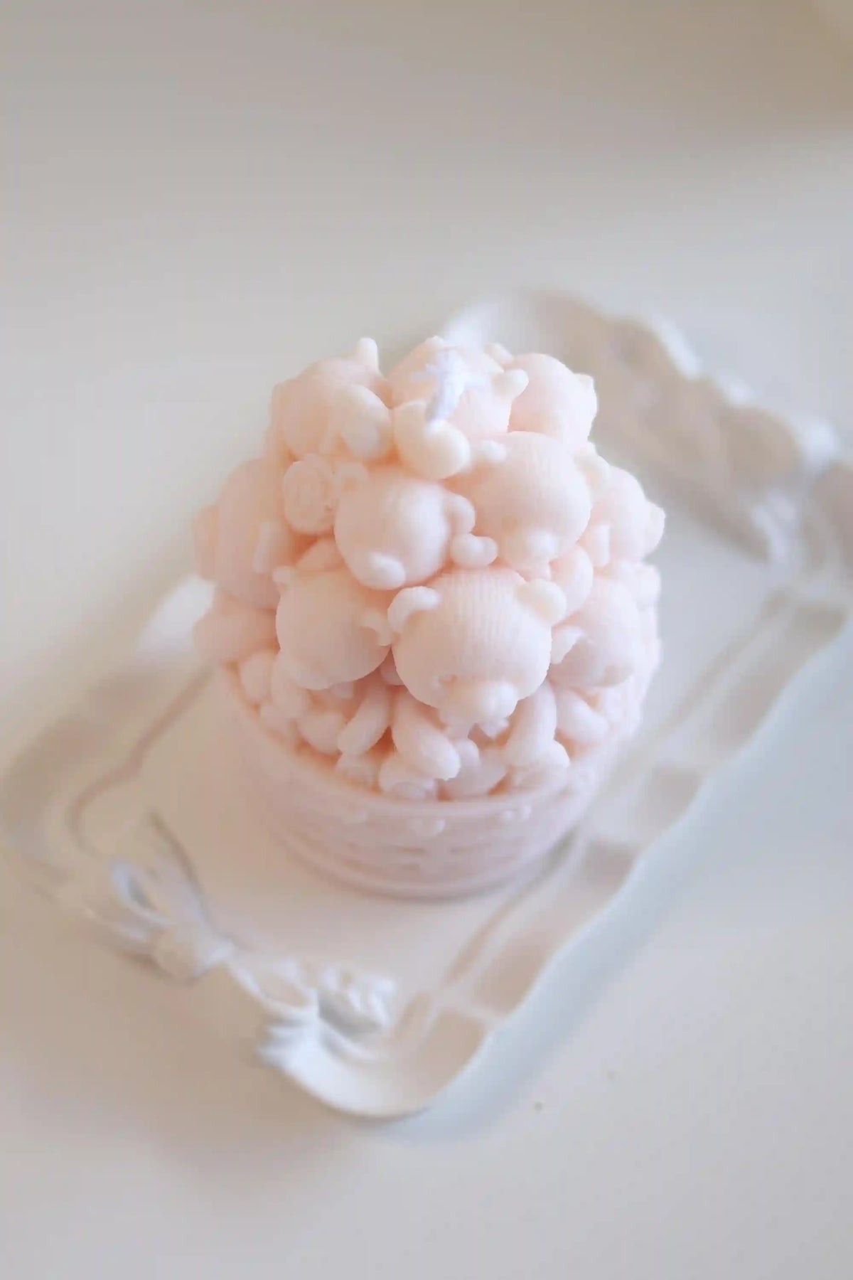 Basket Bear Candle Candle 4.5x3 inches