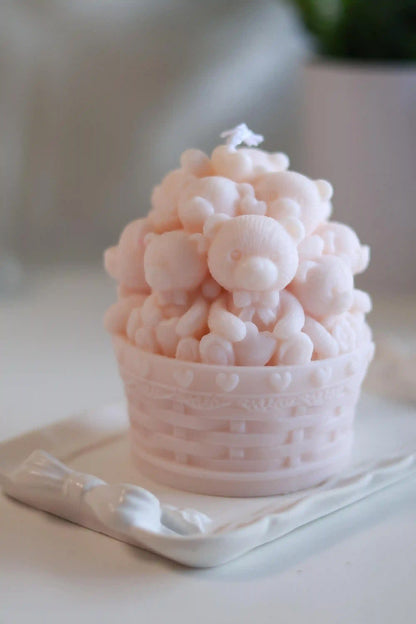 Basket Bear Candle Candle 4.5x3 inches