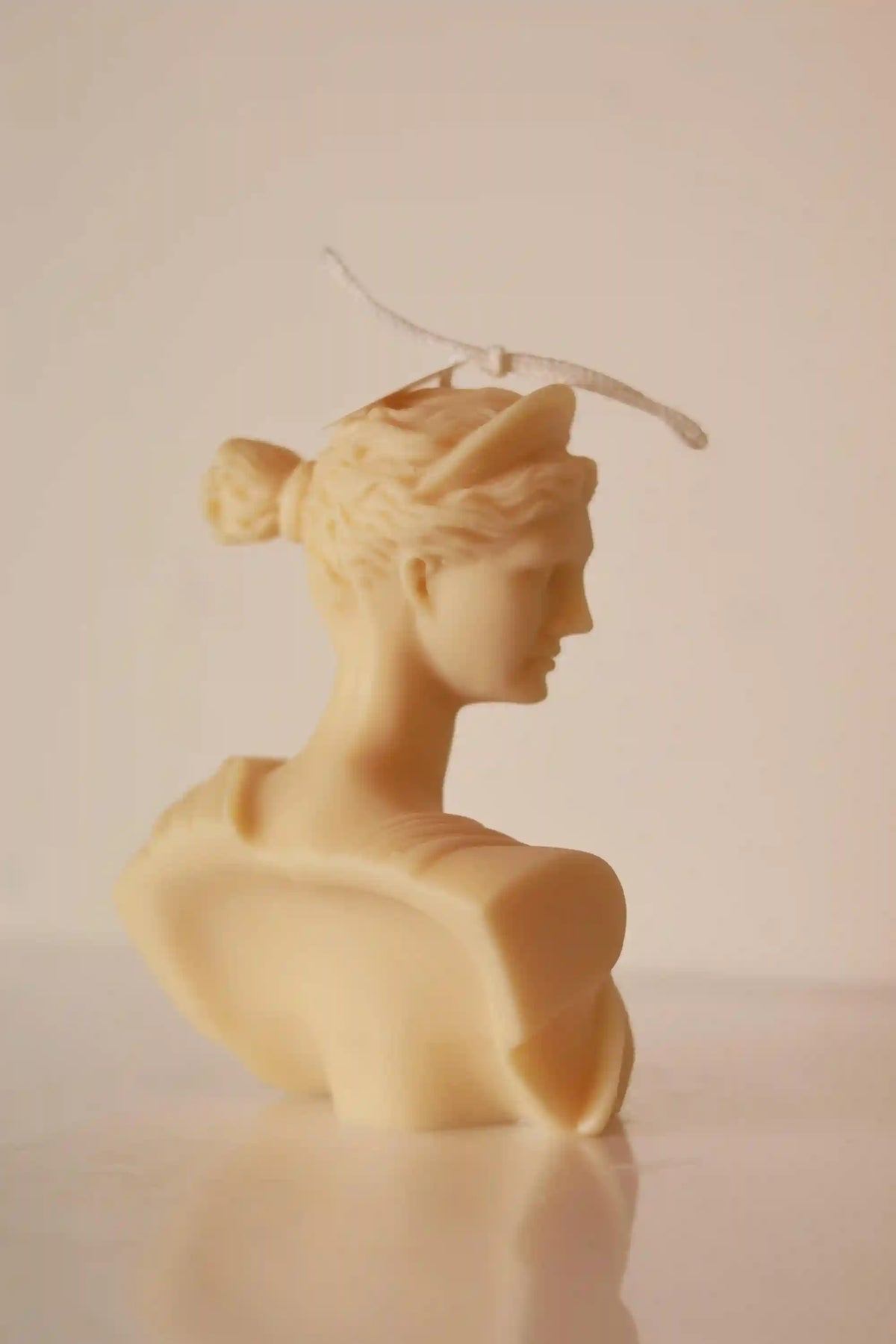 Artemis Bust Candle 6.5x5 inches