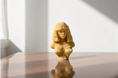 Artistic Lady Candle: 6x4 inches
