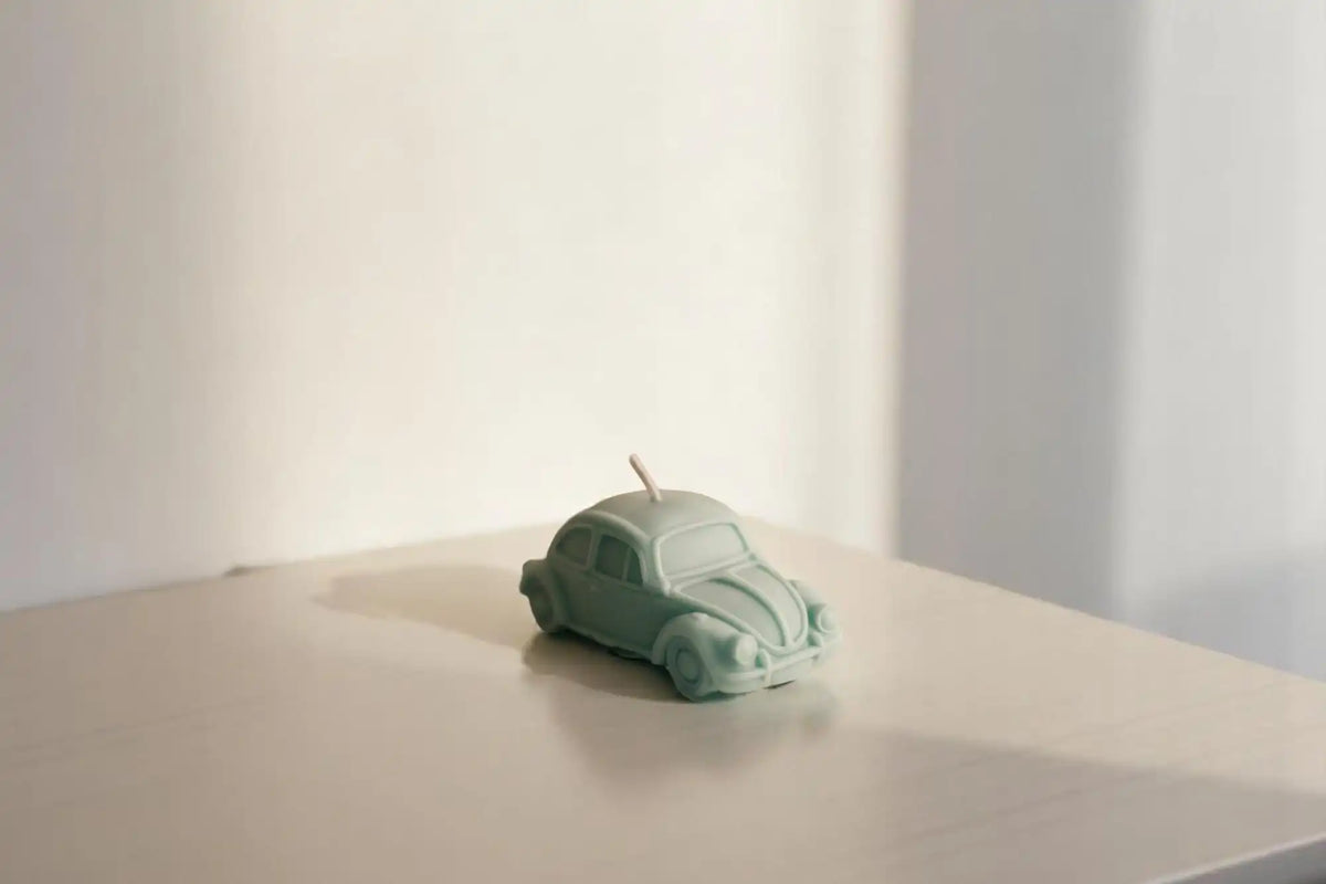 Vintage Coupe Car Candle 2x4.5 inches