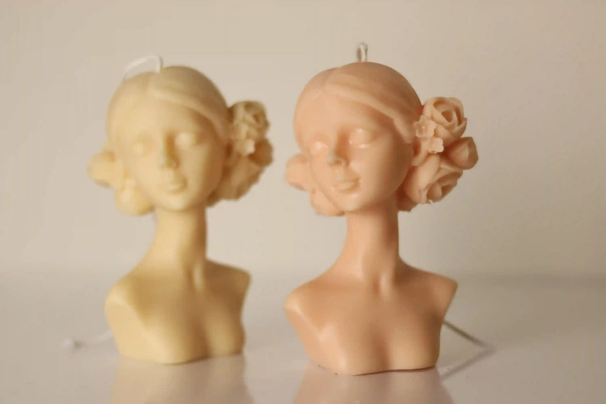 Blindfolded Lady Candle 5x3 inches