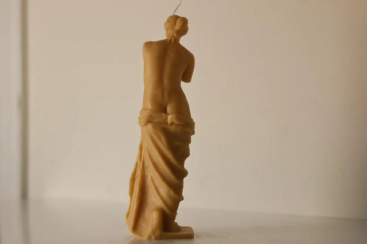 Large Venus Candle 10x3 inches