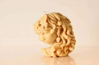 Medusa Candle 6x6 inches