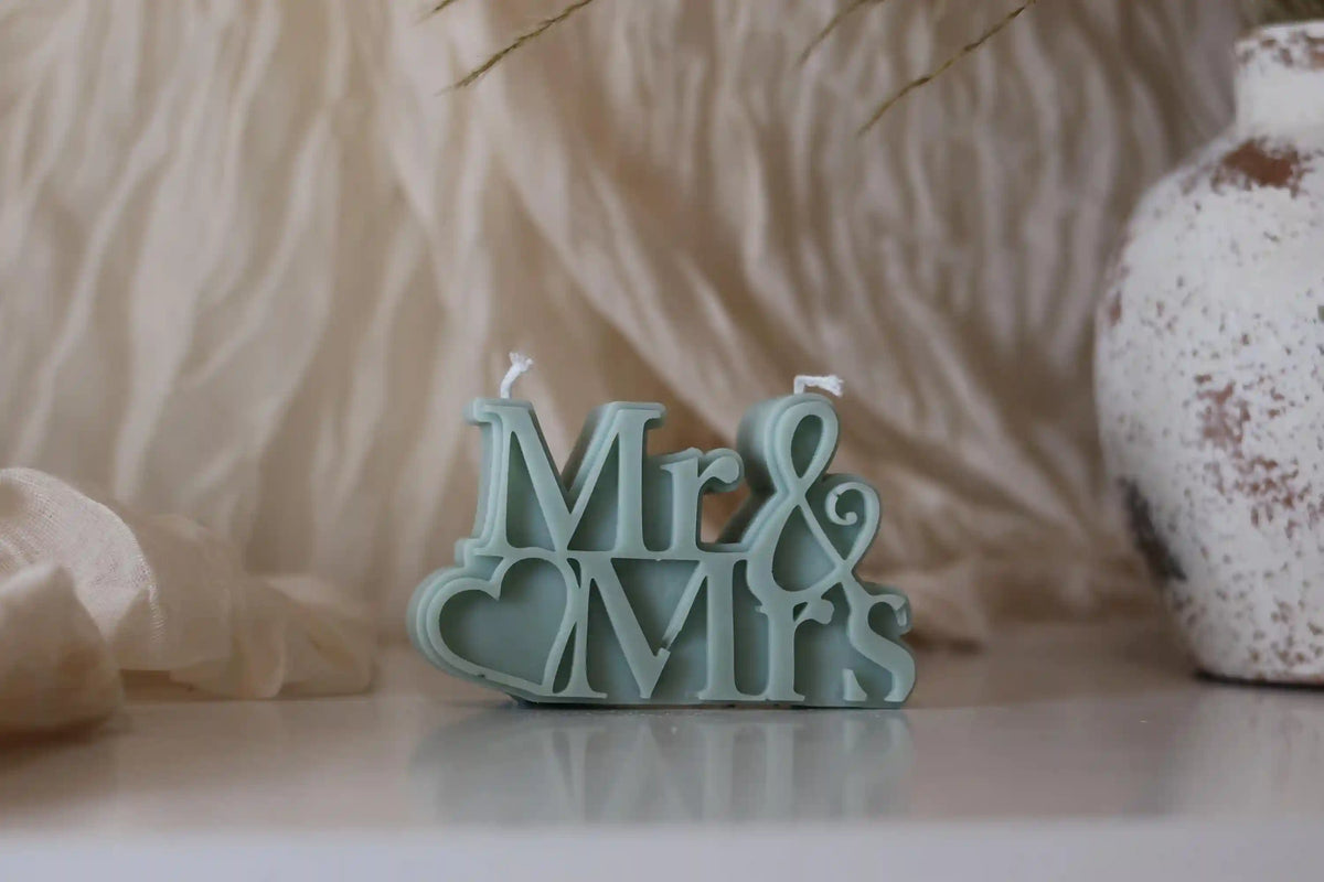 Mr & Mrs Candle 2.5x4 inches