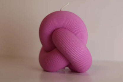 Ribbed Knot Candle 4x4 inches