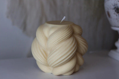Large Twisted Knot Candle 5x6 inches