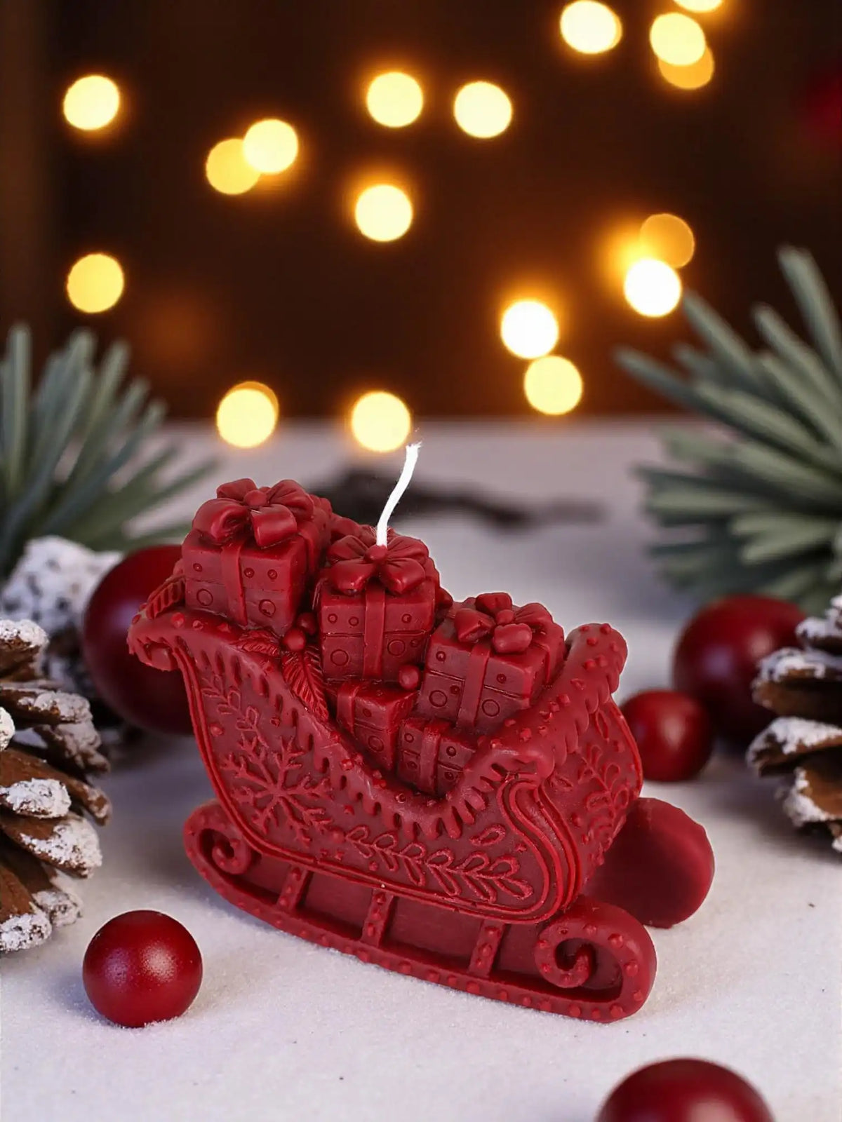 Christmas Sleigh Candle 3.5x4 inches