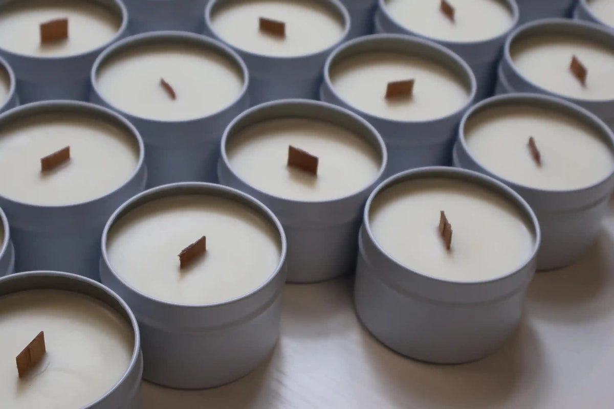 Elegant Tin Candle 1.5x2.5 inches 3 fl.oz